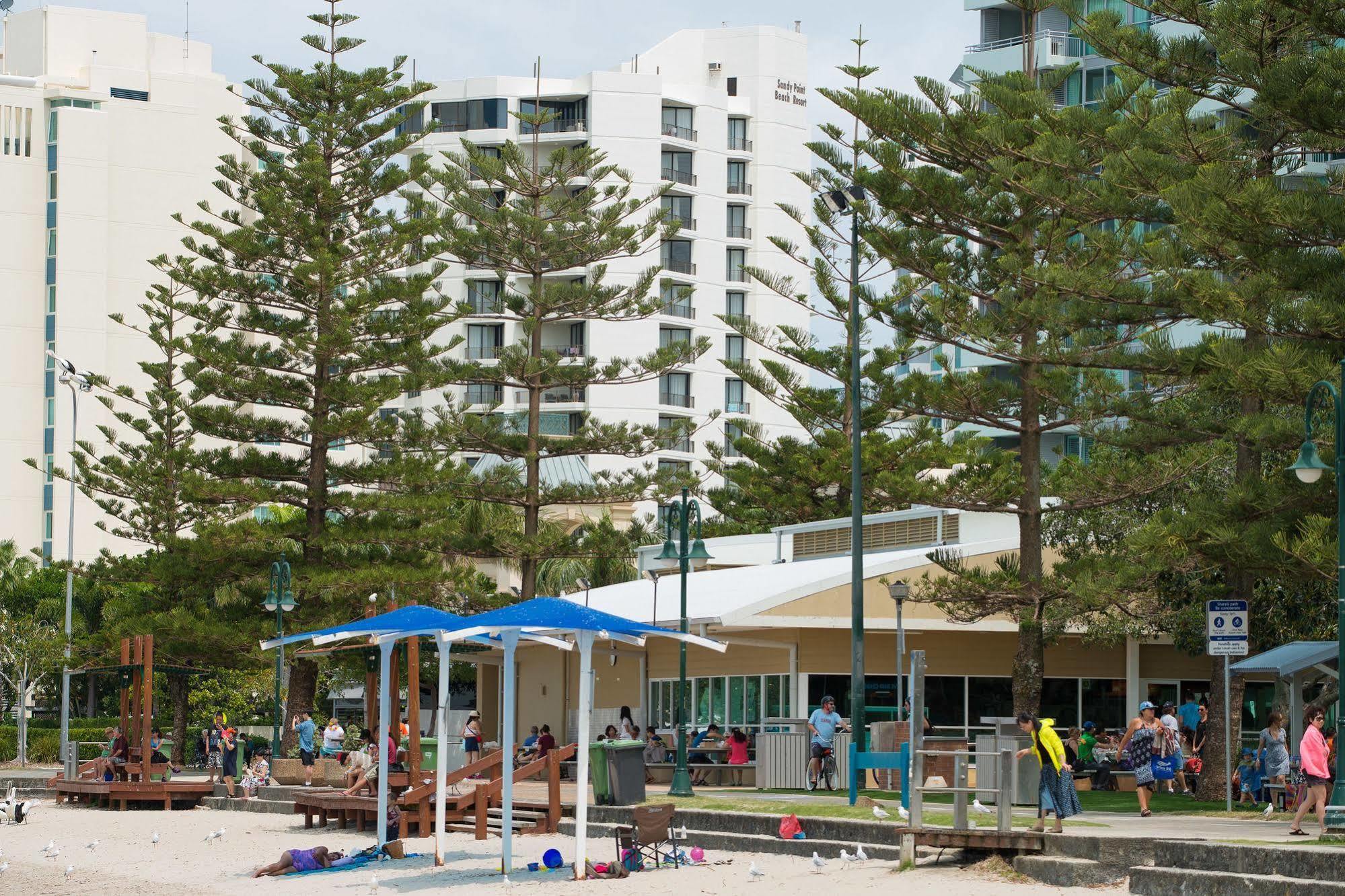 Sandy Point Beach Resort Gold Coast Exterior photo